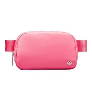 lululemon athletica Coral Crossbody belt bag